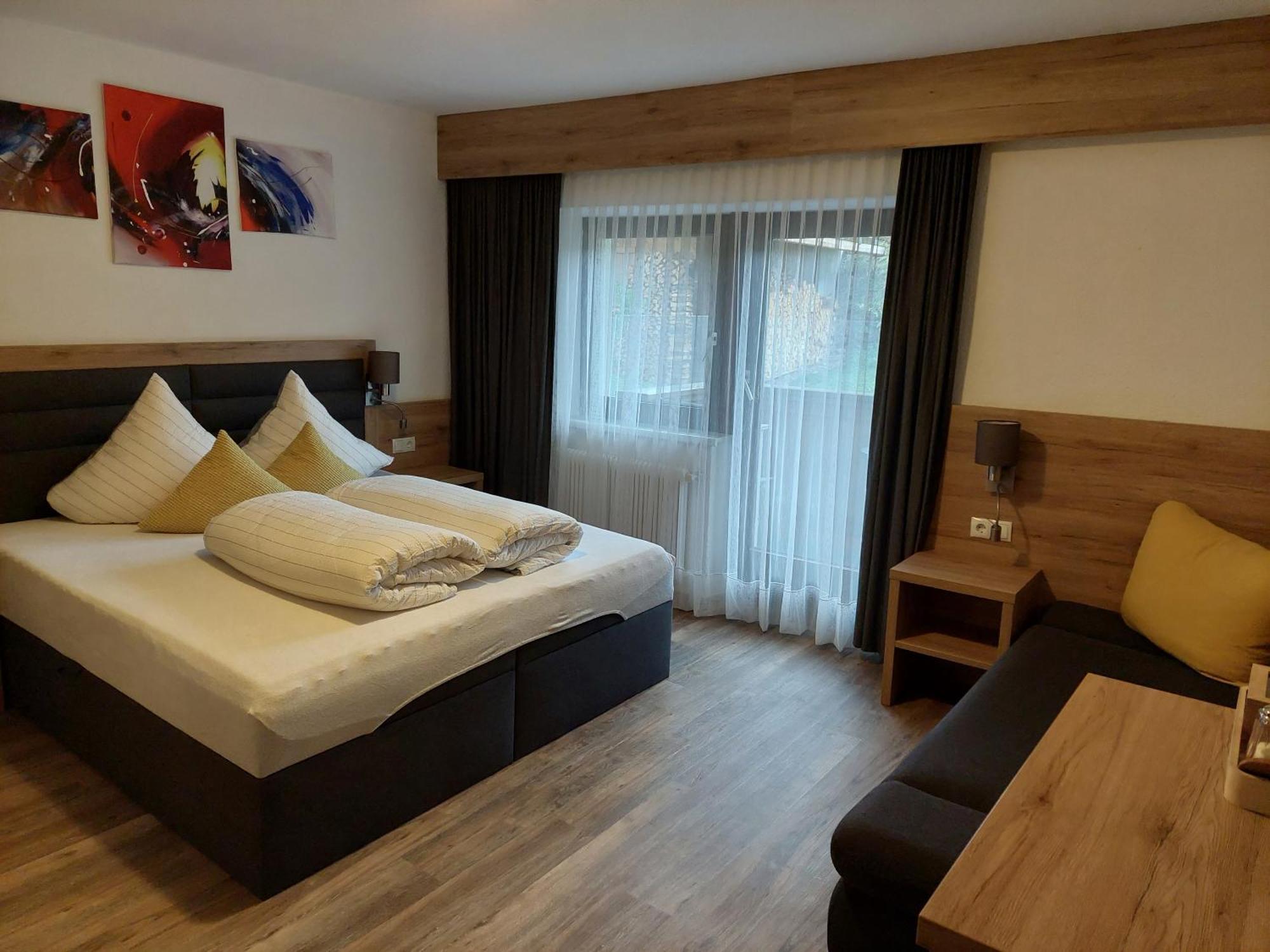 Haus Felsneck Bed and Breakfast Sölden Eksteriør billede