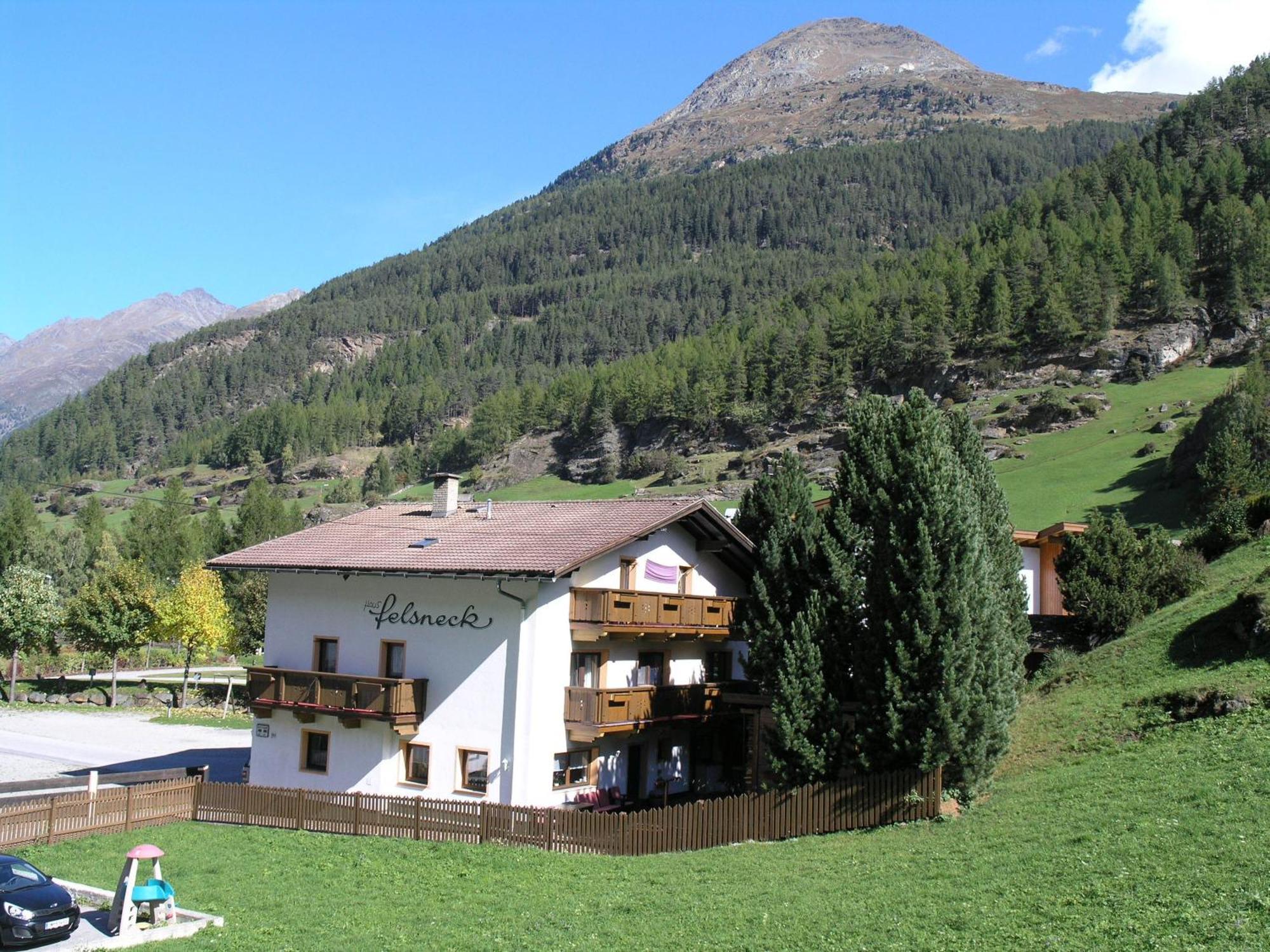 Haus Felsneck Bed and Breakfast Sölden Eksteriør billede