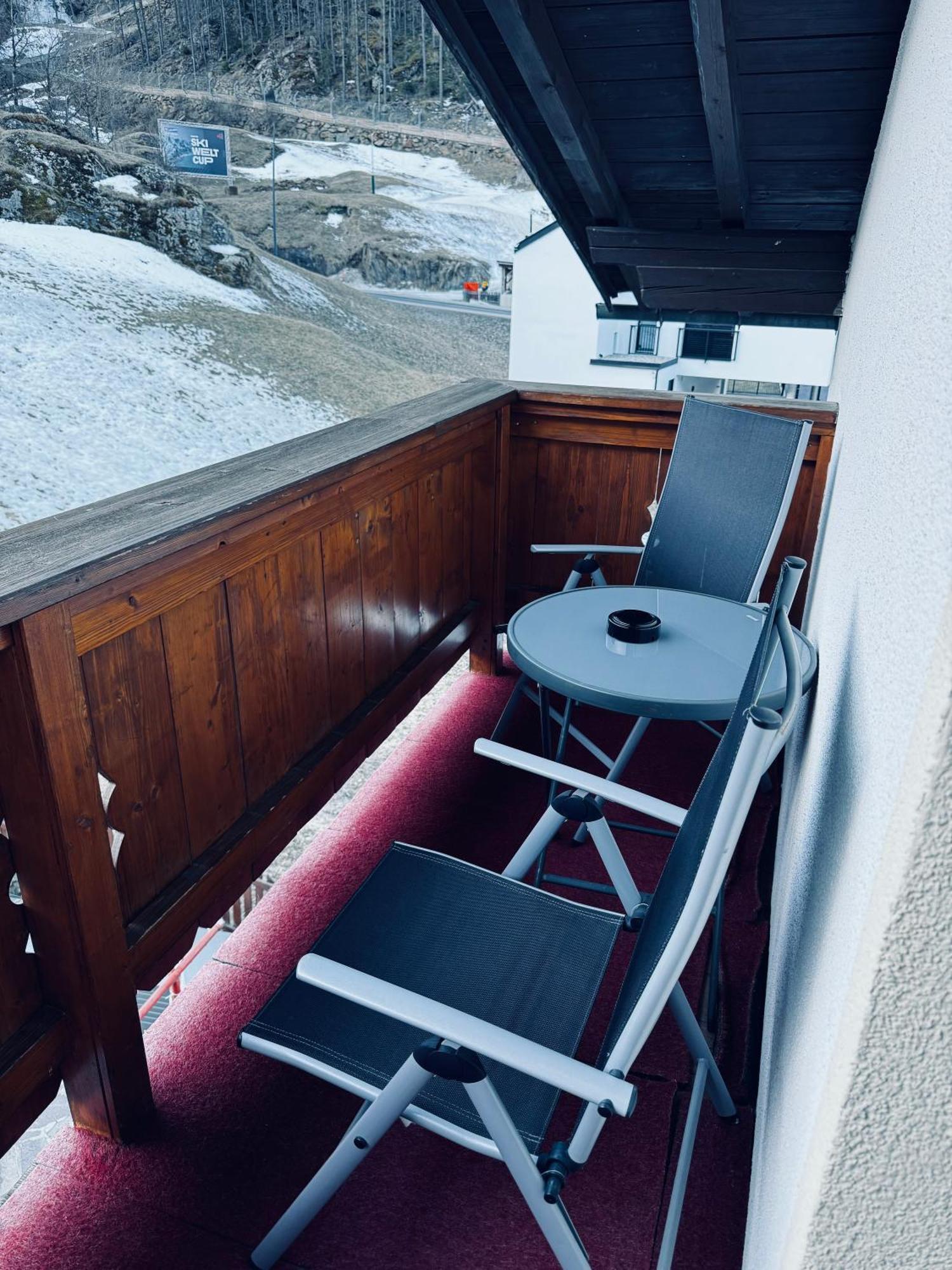 Haus Felsneck Bed and Breakfast Sölden Eksteriør billede