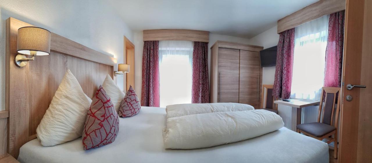 Haus Felsneck Bed and Breakfast Sölden Eksteriør billede